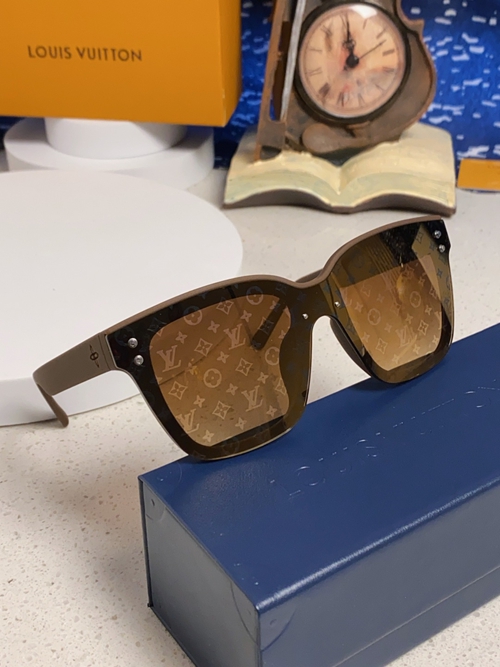 ルイヴィトンサングラス着用イメージ